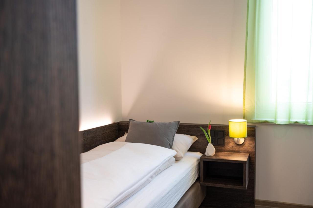 Eee Hotel Graz Pirka Экстерьер фото